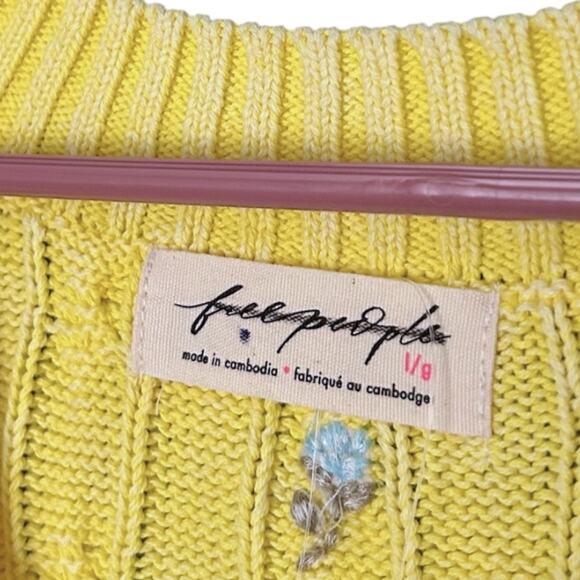 Free People Plumeria Floral Vest Women’s L Yellow Embroidered Cottagecore NEW - Picture 3 of 7